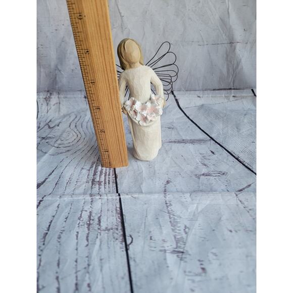 Willow Tree Angel of Spring Figurine Pink White Flowers Demdaco Susan Lordi 2001 - Picture 3 of 8